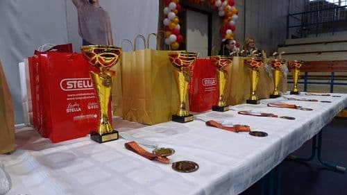 Ajándékcsomagok a versenyzőknek.