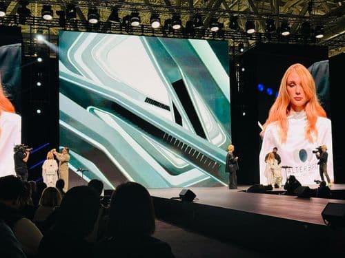 fantasztikus színpadi show-kat láthattak 