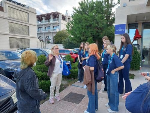A turisztikás csapat elutazott Platamonasba, ahol testközelből láthatták a Porto Marine Hotel működését és foglalási rendszerét.